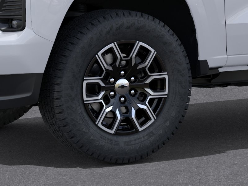Chevrolet Colorado Vehicle Full-screen Gallery Image 9