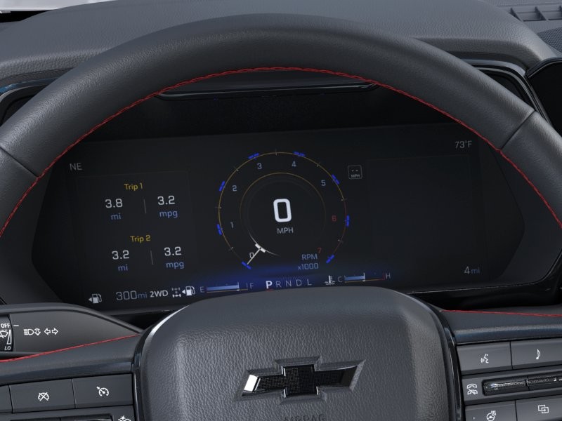 Chevrolet Colorado Vehicle Full-screen Gallery Image 18