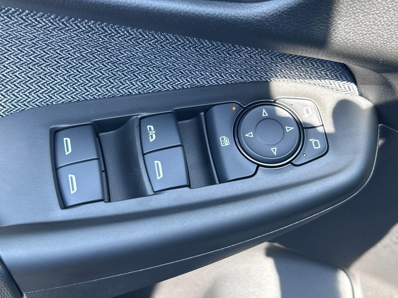 Chevrolet TrailBlazer Vehicle Full-screen Gallery Image 10