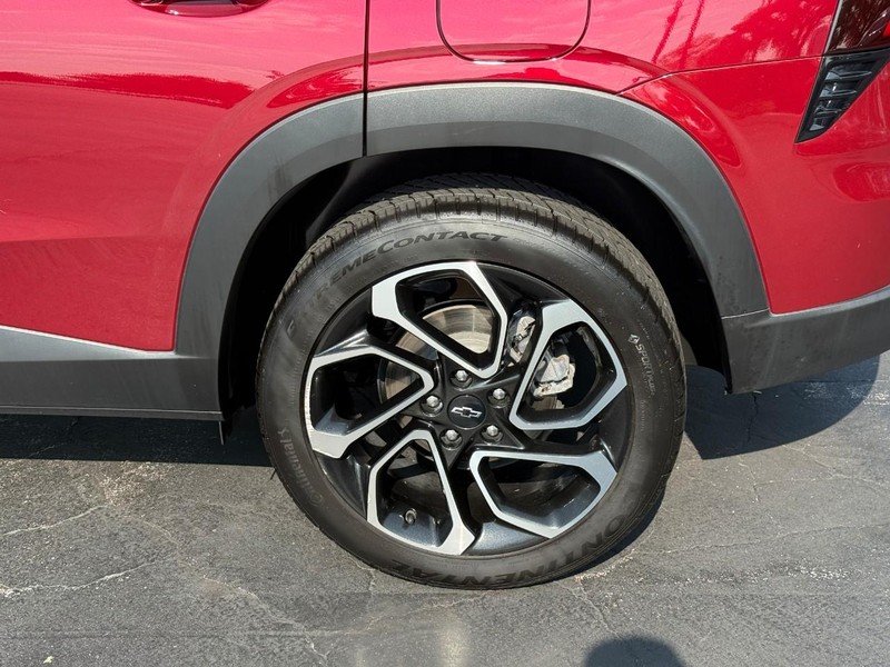 Chevrolet Trax Vehicle Full-screen Gallery Image 4
