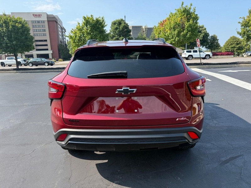 Chevrolet Trax Vehicle Full-screen Gallery Image 7