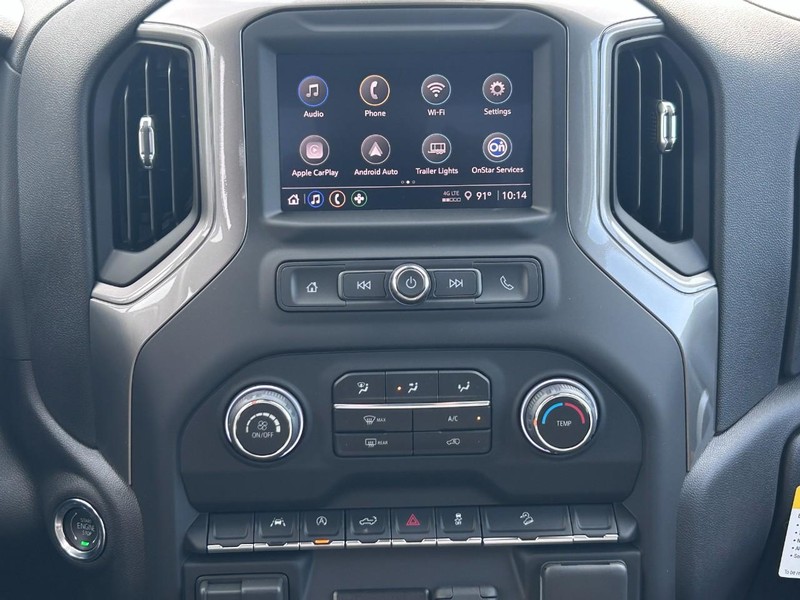 Chevrolet Silverado 1500 Vehicle Full-screen Gallery Image 9