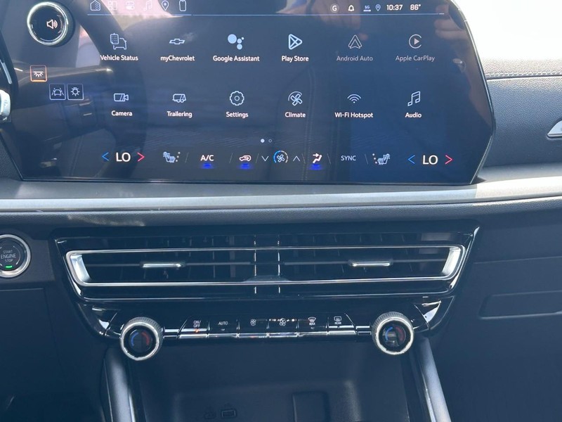Chevrolet Traverse Vehicle Full-screen Gallery Image 10