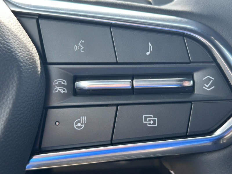 Chevrolet Traverse Vehicle Full-screen Gallery Image 16