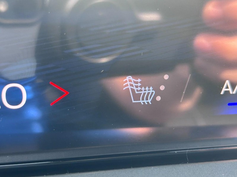 Chevrolet Traverse Vehicle Full-screen Gallery Image 17