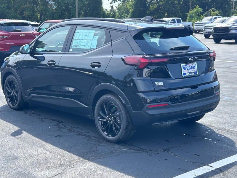 Chevrolet Bolt Vehicle Full-screen Gallery Image 3