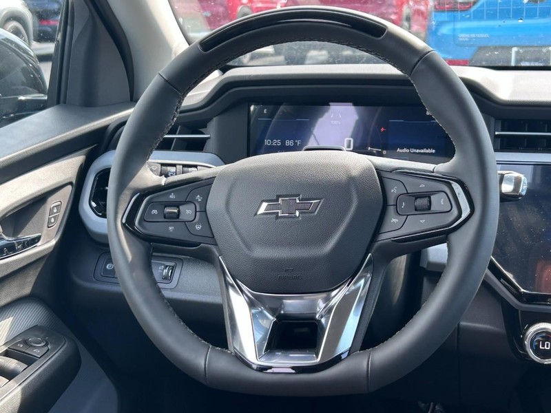 Chevrolet Bolt Vehicle Full-screen Gallery Image 8