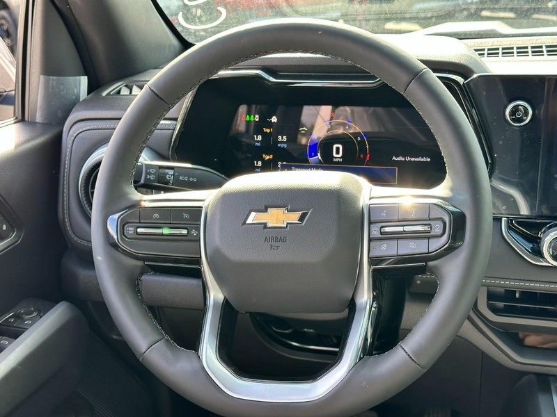 Chevrolet Colorado Vehicle Full-screen Gallery Image 6