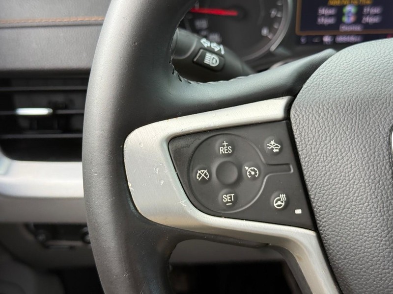 GMC Terrain Vehicle Full-screen Gallery Image 19