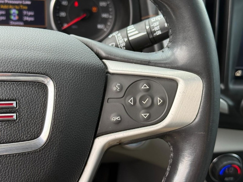 GMC Terrain Vehicle Full-screen Gallery Image 20