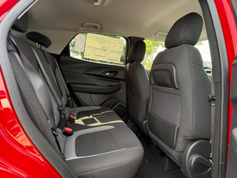 Chevrolet TrailBlazer Vehicle Full-screen Gallery Image 5