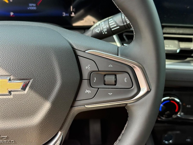 Chevrolet TrailBlazer Vehicle Full-screen Gallery Image 15