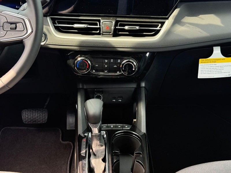Chevrolet TrailBlazer Vehicle Full-screen Gallery Image 9