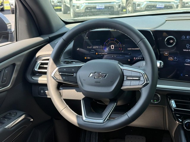 2027 Chevrolet Traverse LT - Photo 8
