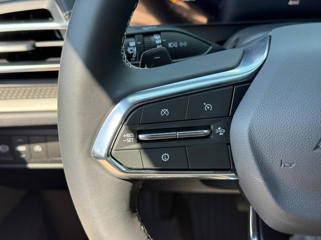 2027 Chevrolet Traverse LT - Photo 14