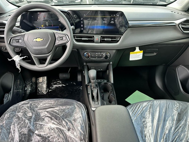Chevrolet TrailBlazer Vehicle Full-screen Gallery Image 5