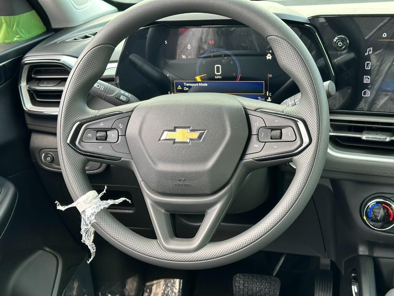 Chevrolet TrailBlazer Vehicle Full-screen Gallery Image 6
