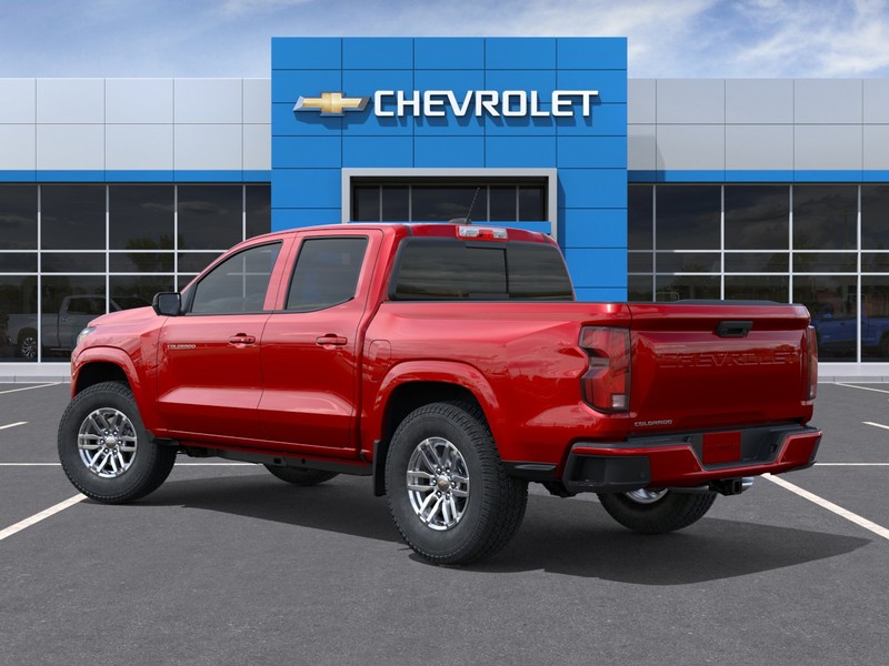 Chevrolet Colorado Vehicle Full-screen Gallery Image 3