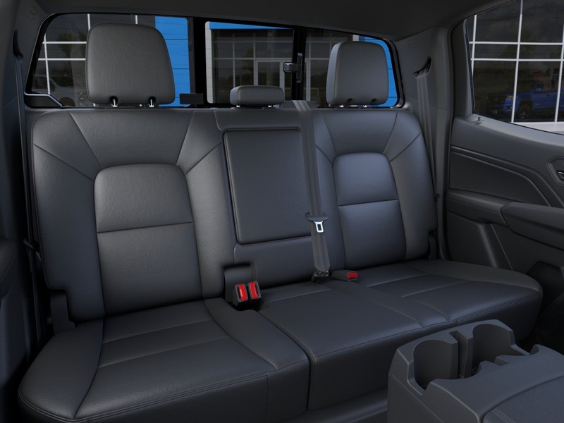 Chevrolet Colorado Vehicle Full-screen Gallery Image 17