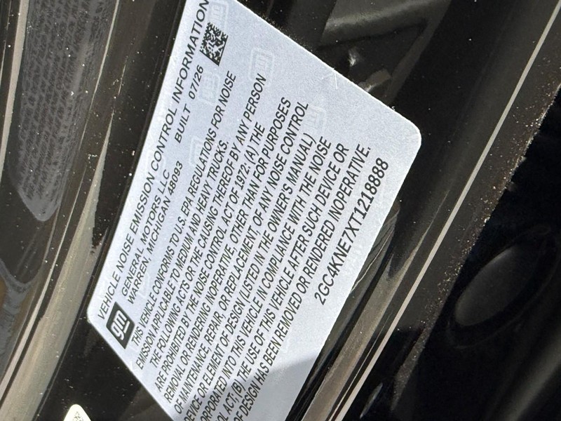 Chevrolet Silverado 2500HD Vehicle Full-screen Gallery Image 17