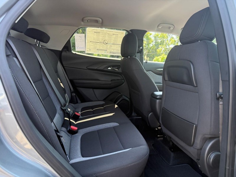 Chevrolet TrailBlazer Vehicle Full-screen Gallery Image 5