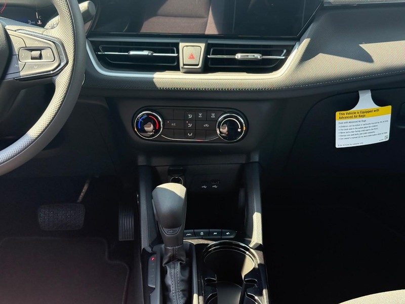 Chevrolet TrailBlazer Vehicle Full-screen Gallery Image 9