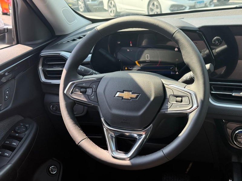 Chevrolet TrailBlazer Vehicle Full-screen Gallery Image 7