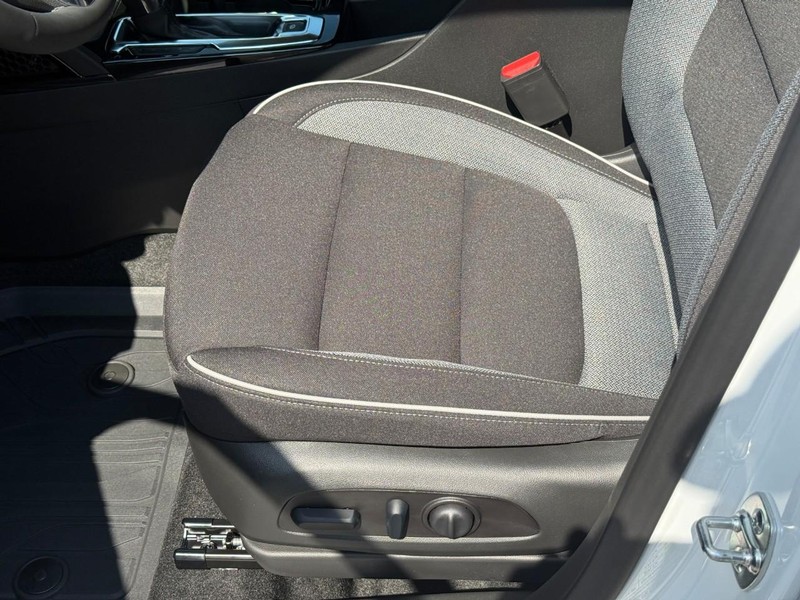 Chevrolet TrailBlazer Vehicle Full-screen Gallery Image 10