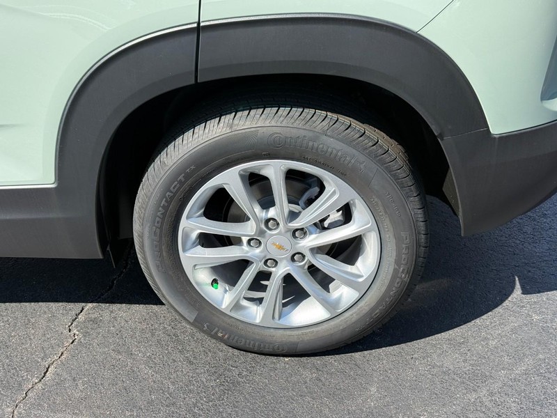 Chevrolet TrailBlazer Vehicle Full-screen Gallery Image 4