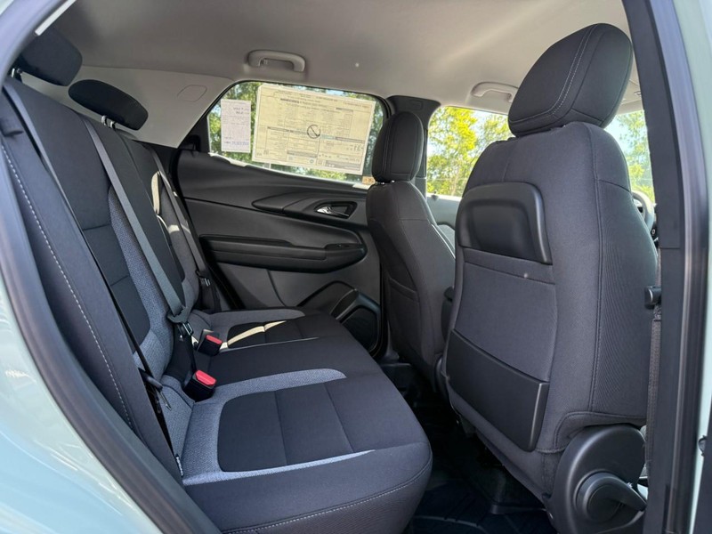 Chevrolet TrailBlazer Vehicle Full-screen Gallery Image 5
