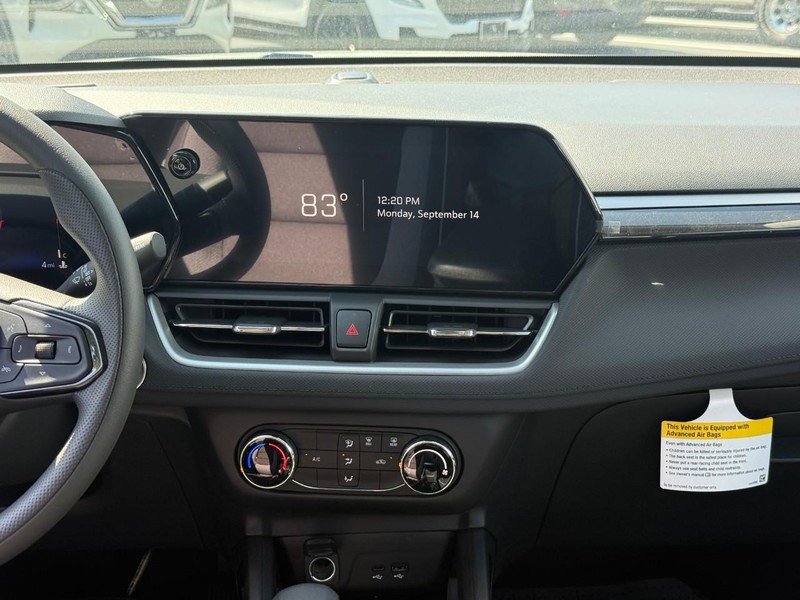 Chevrolet TrailBlazer Vehicle Full-screen Gallery Image 8