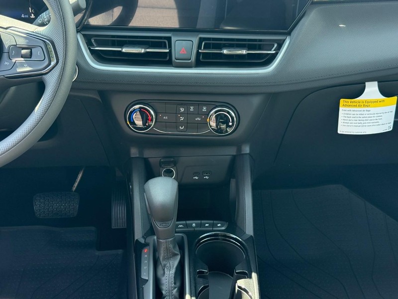 Chevrolet TrailBlazer Vehicle Full-screen Gallery Image 9