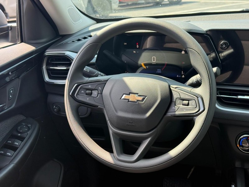 Chevrolet TrailBlazer Vehicle Full-screen Gallery Image 7