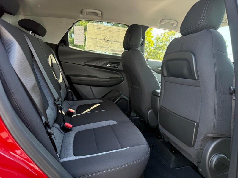 Chevrolet TrailBlazer Vehicle Full-screen Gallery Image 5