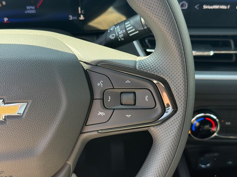 Chevrolet TrailBlazer Vehicle Full-screen Gallery Image 13