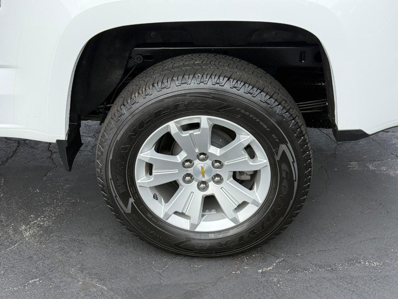 Chevrolet Colorado Vehicle Full-screen Gallery Image 4