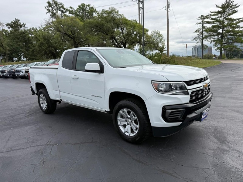 Chevrolet Colorado Vehicle Full-screen Gallery Image 9