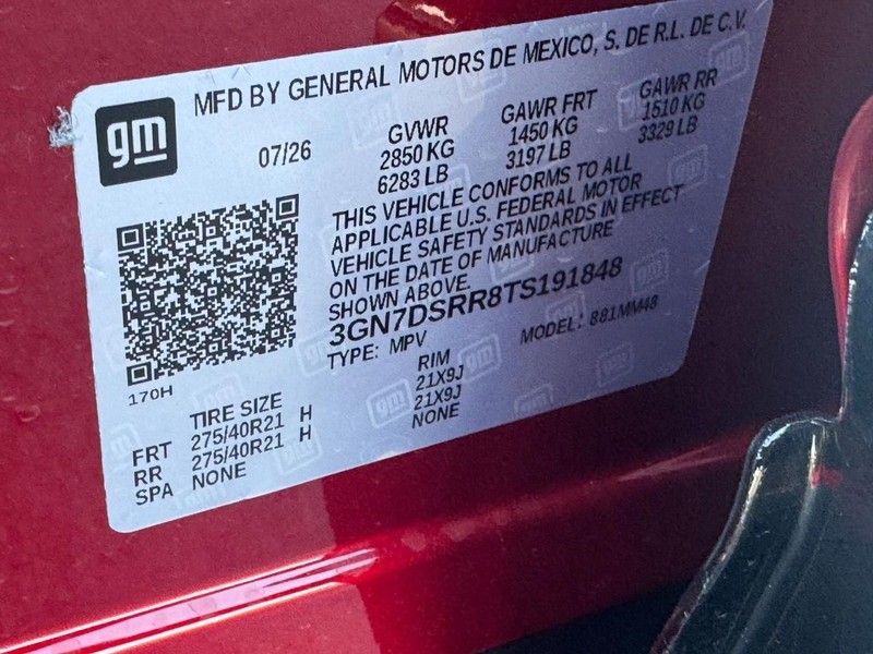 Chevrolet Equinox EV Vehicle Full-screen Gallery Image 18
