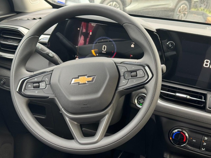 Chevrolet TrailBlazer Vehicle Full-screen Gallery Image 7