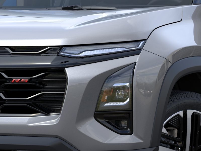 Chevrolet Equinox Vehicle Full-screen Gallery Image 10