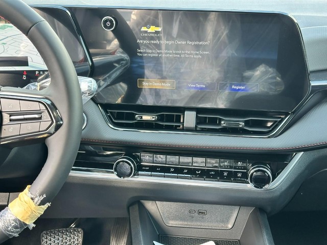 2027 Chevrolet Equinox RS - Photo 7