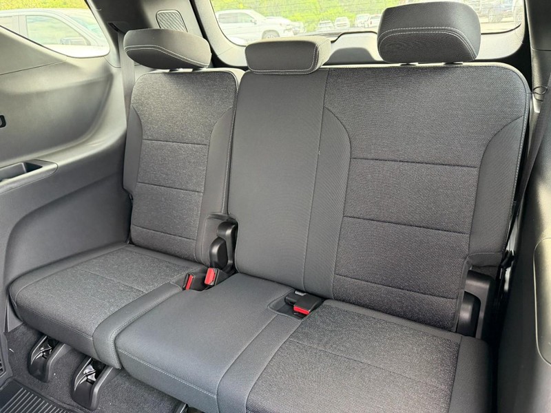 Chevrolet Traverse Vehicle Full-screen Gallery Image 5