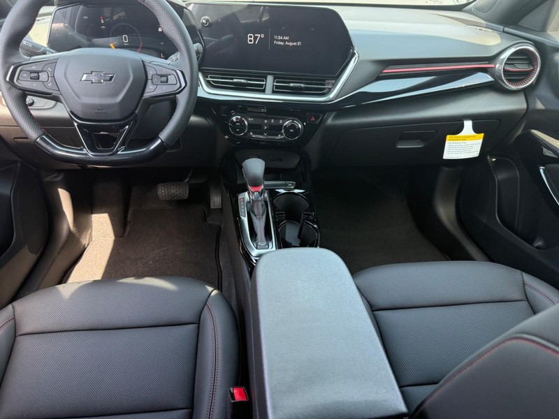 Chevrolet Trax Vehicle Full-screen Gallery Image 7