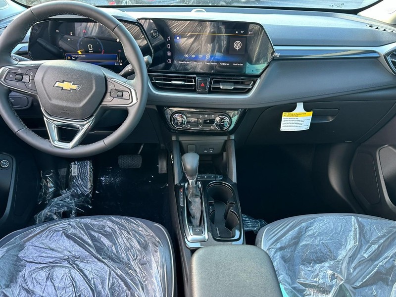 Chevrolet TrailBlazer Vehicle Full-screen Gallery Image 5