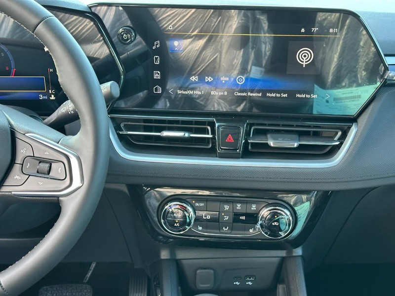 Chevrolet TrailBlazer Vehicle Full-screen Gallery Image 7