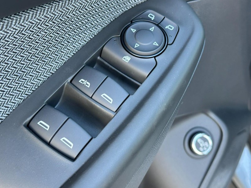 Chevrolet TrailBlazer Vehicle Full-screen Gallery Image 9