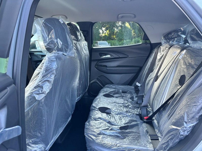 Chevrolet TrailBlazer Vehicle Full-screen Gallery Image 4