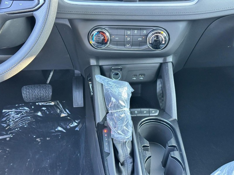 Chevrolet TrailBlazer Vehicle Full-screen Gallery Image 8
