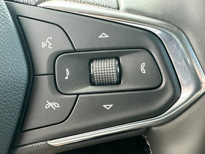 Chevrolet TrailBlazer Vehicle Full-screen Gallery Image 12