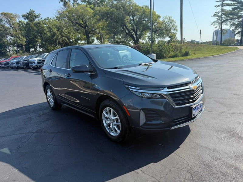 Chevrolet Equinox Vehicle Full-screen Gallery Image 8